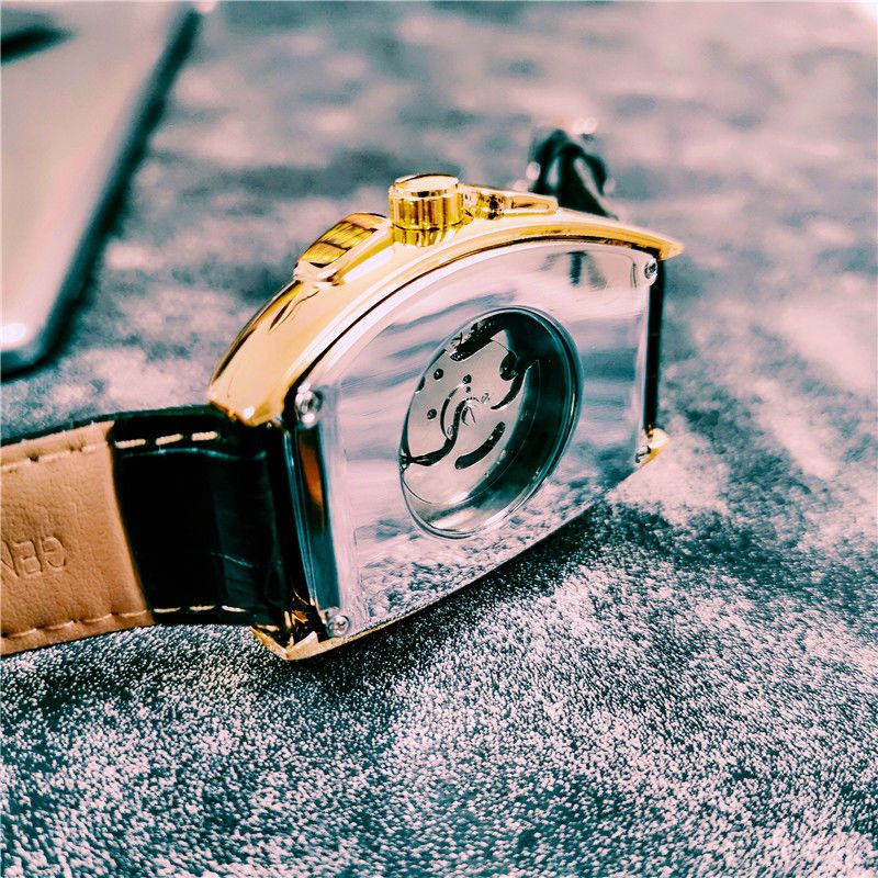 Luxurious Men's Mechanical Wat - Cartier Watch Tank 评论和价格